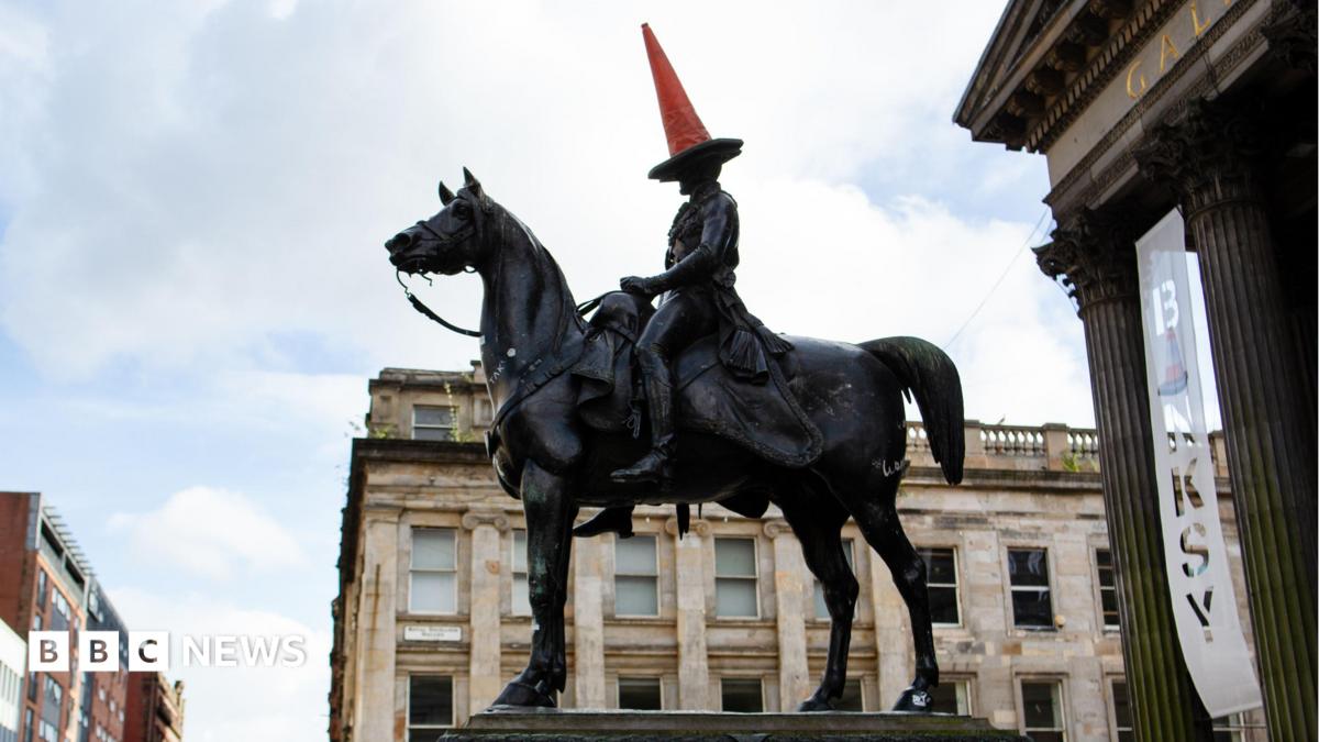 Tartan Army's World Cup traffic cone high jinks are taking over Scotland