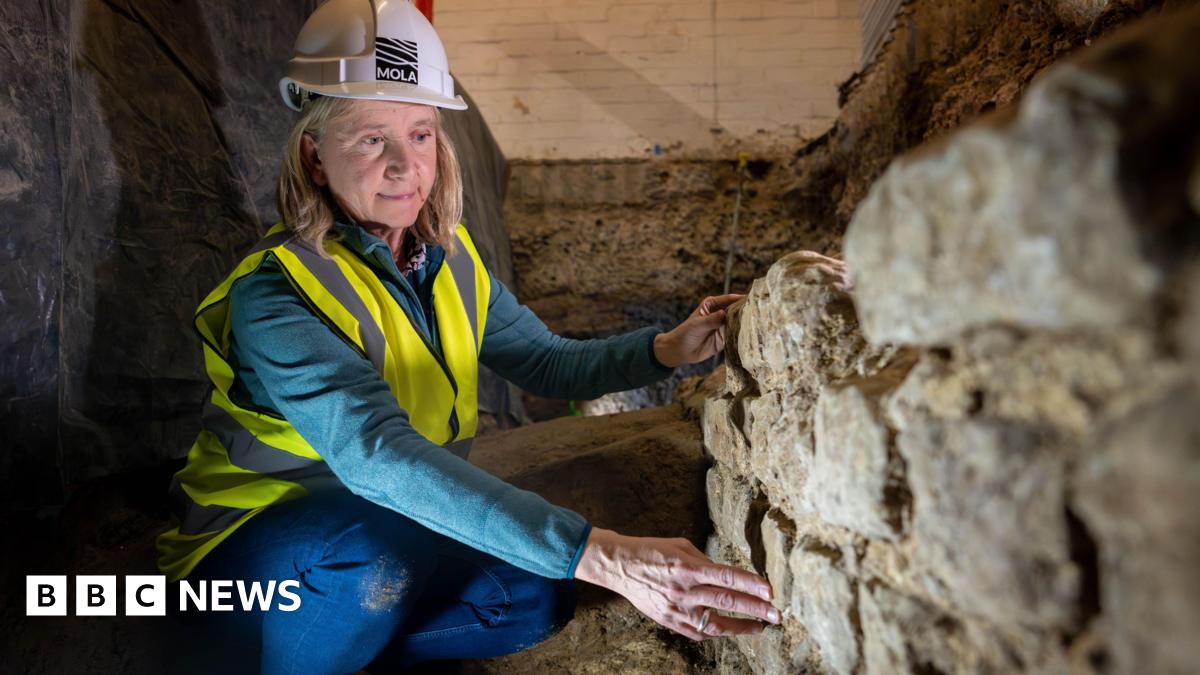 London’s first Roman basilica found under office basement