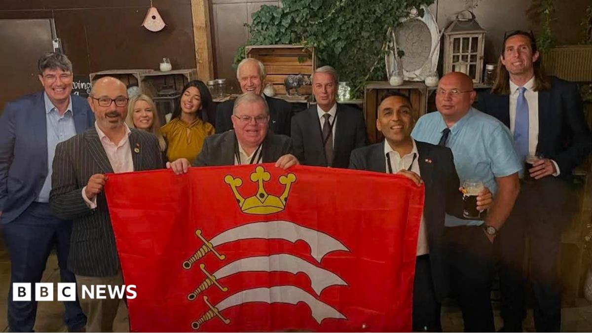 West Surrey council backs South Middlesex name change