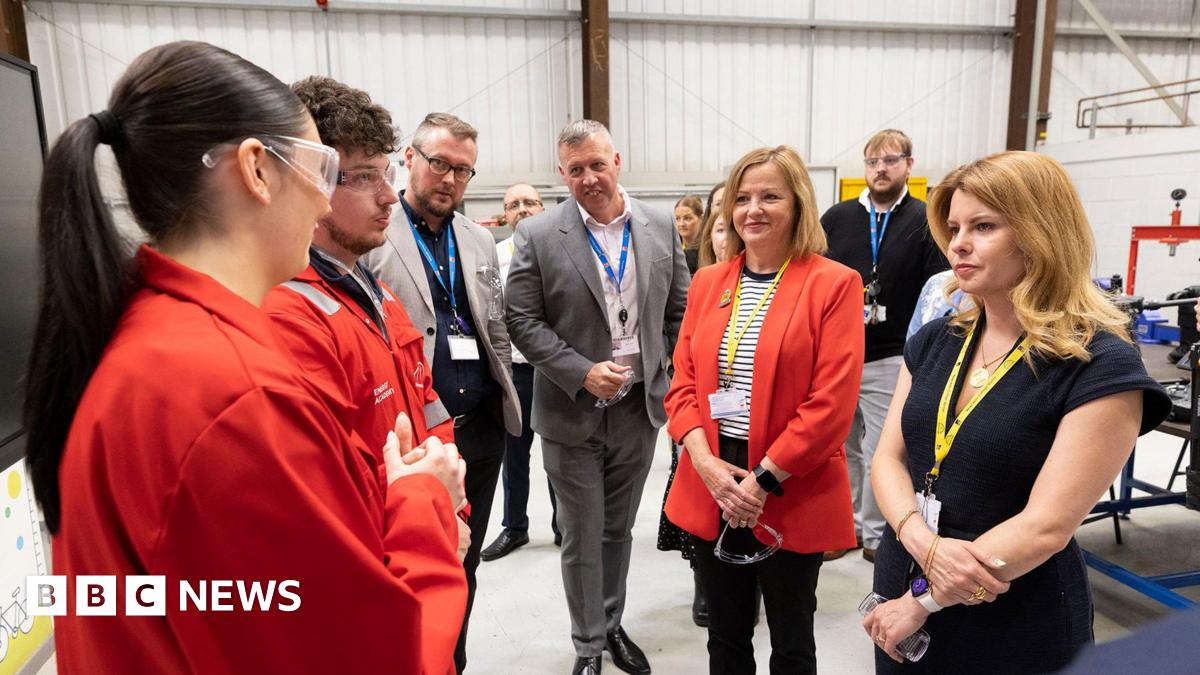 bbc.co.uk - Austen Shakespeare - Wallsend Energy Academy expansion plans set for approval