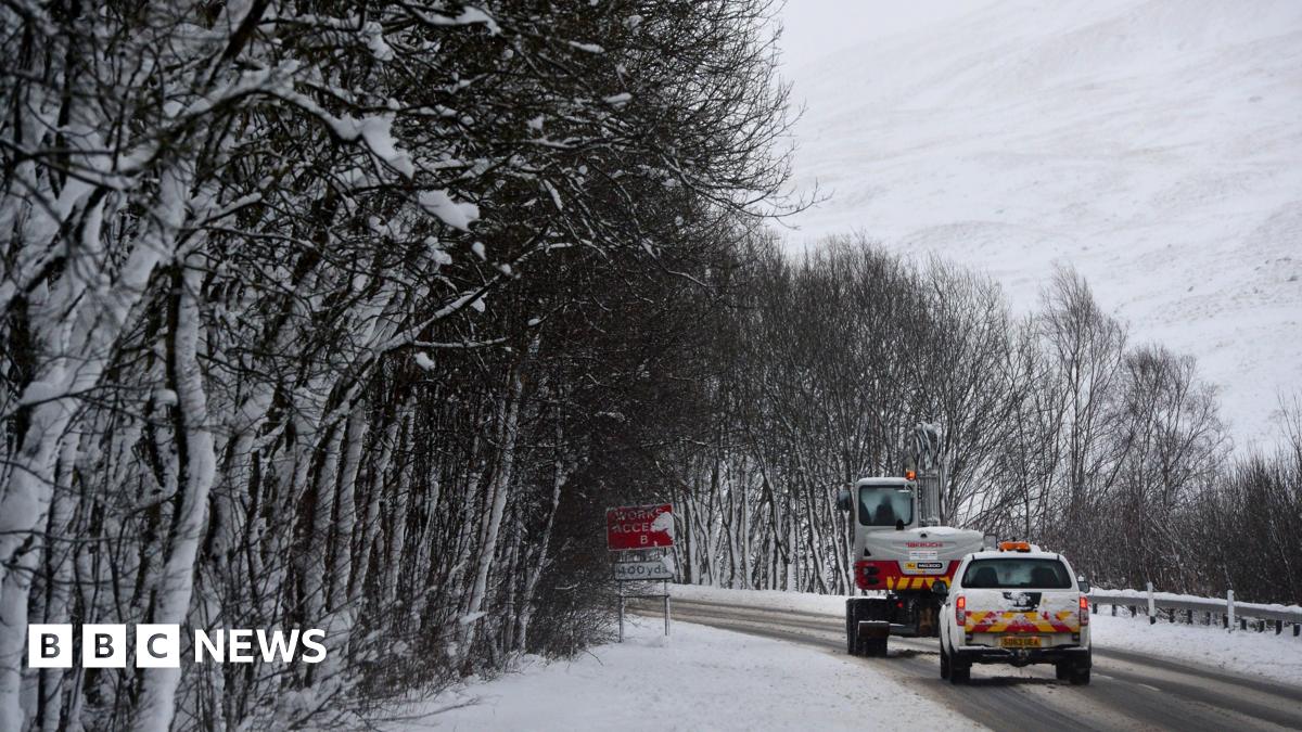 Weather warnings of snow, wind and rain across the UK for New Year