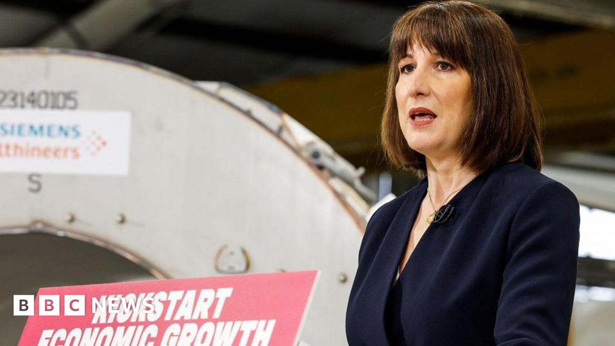 Rachel Reeves backs Heathrow expansion to boost UK growth