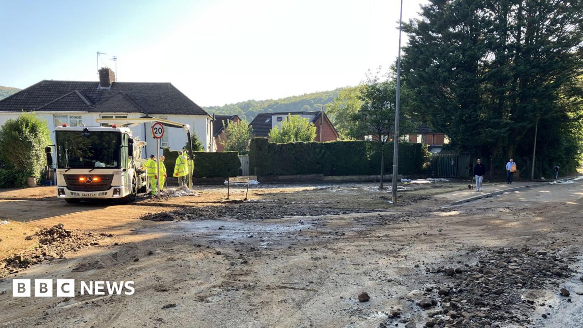 Residents hit by flooding call for quarry to shut after blast