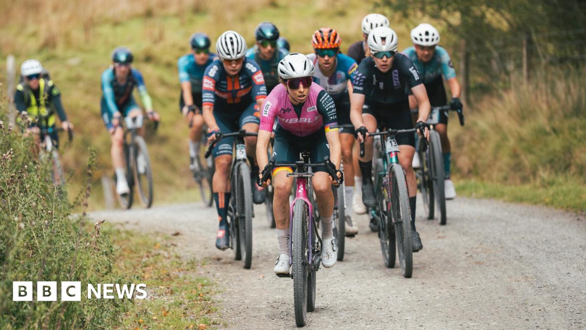 Norfolk cyclist Sophie Wright wins international gravel title
