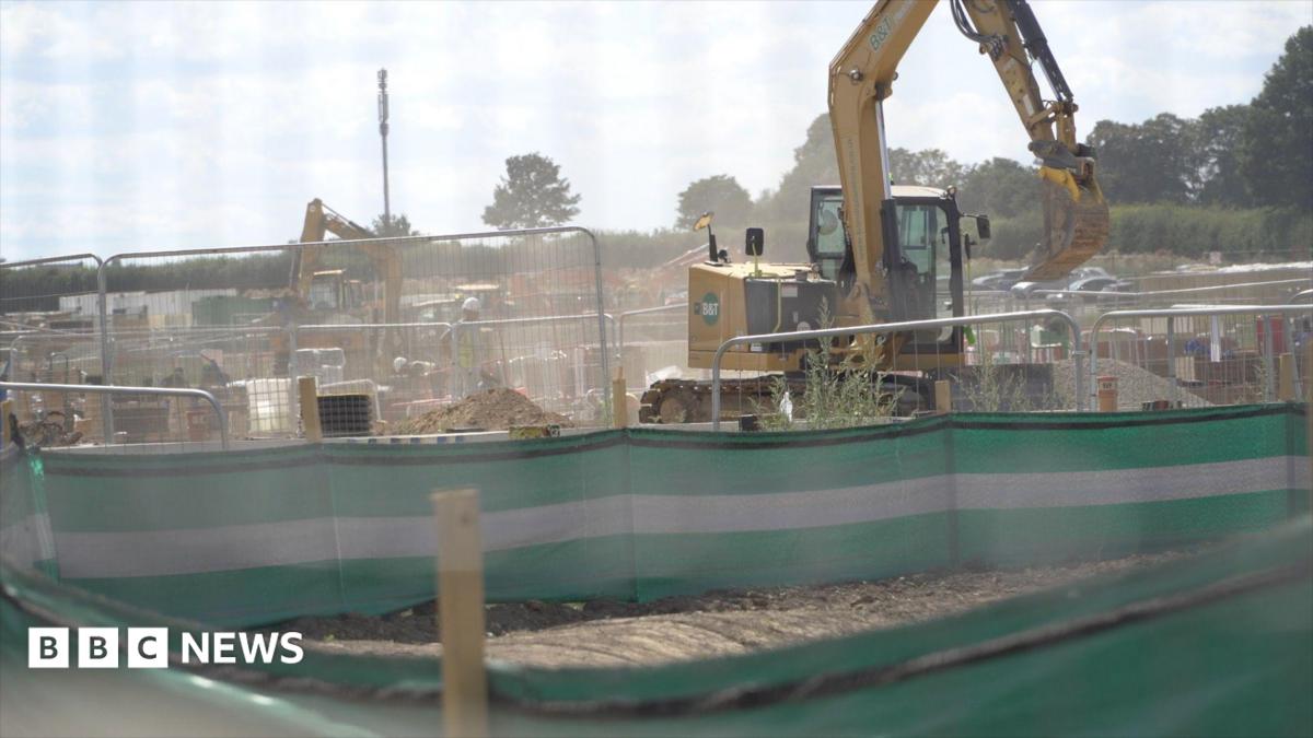 Tunstall villagers fear for health over construction dust cloud