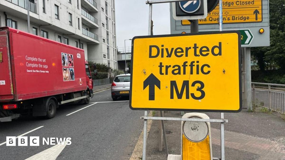 Belfast traffic Delays expected with M3 Lagan Bridge closure BBC News