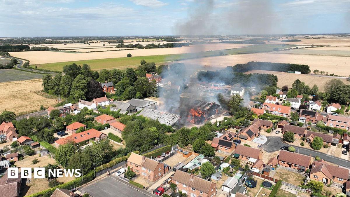 bbc.co.uk - Farm machinery spark caused Pointon blaze, fire service says