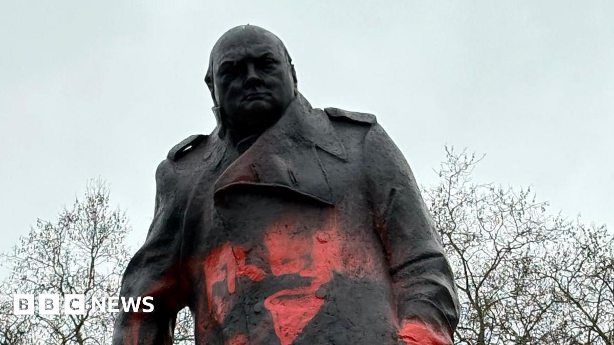 
                            Parliament Square Winston Churchill statue defaced with graffiti