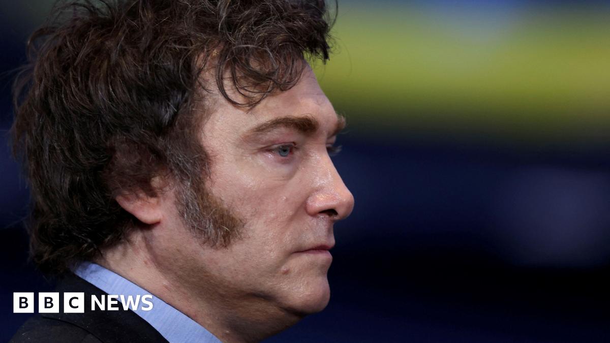 Argentina president accused of fraud over crypto crash - BBC News