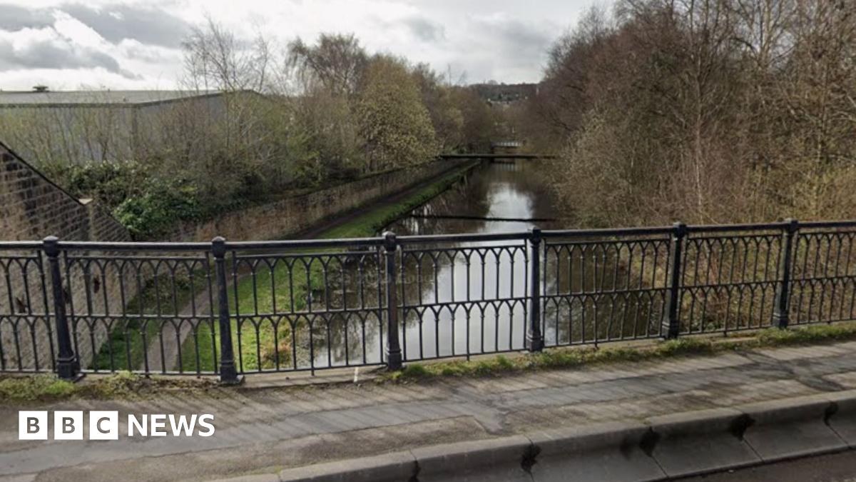 Dead dog found in Dewsbury canal with its paws bound