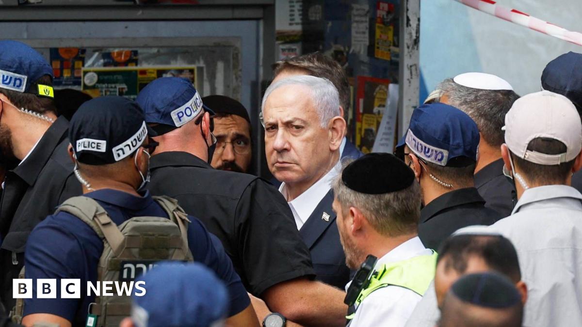 Netanyahu visits site of deadly Jerusalem shooting attack that kills five - latest thumbnail