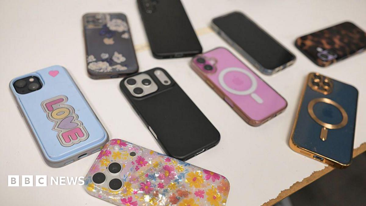 Worcestershire parents warned over explicit WhatsApp group