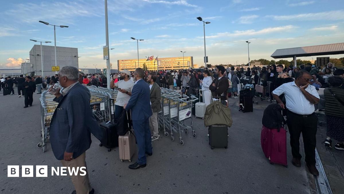 Heathrow Terminal 4 Reopens After 