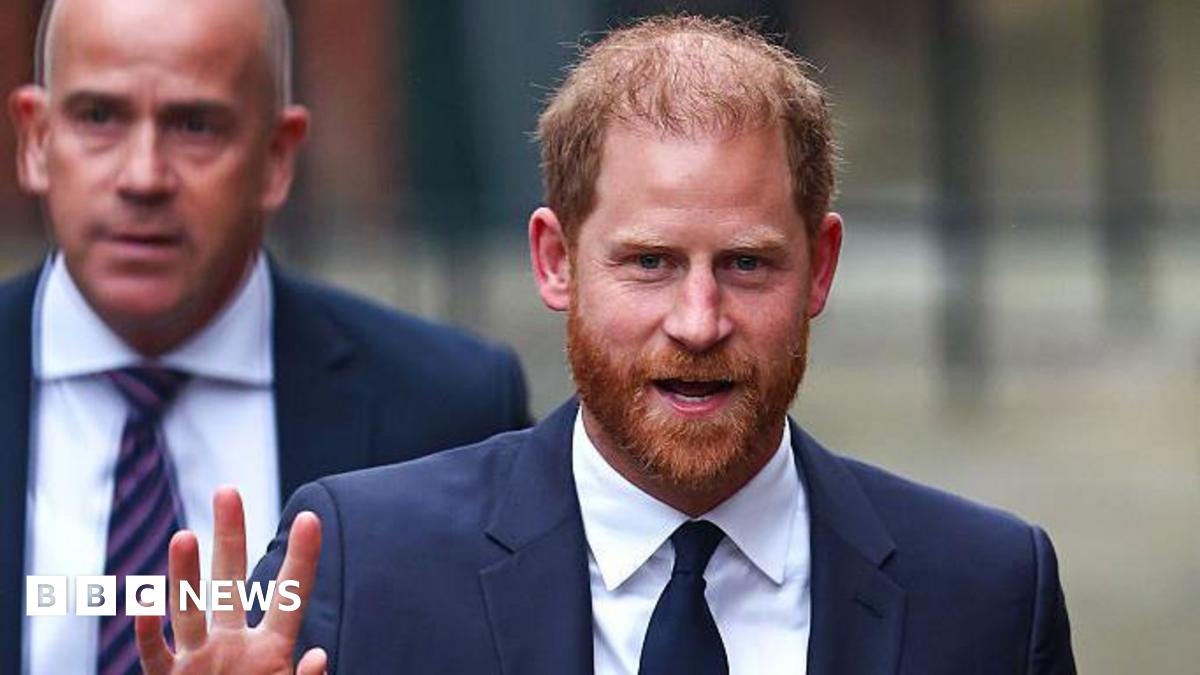 Prince Harry arrives at London court for case against Daily Mail publisher - live updates