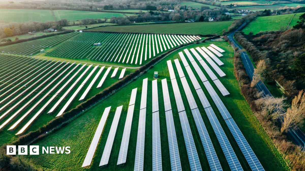 bbc.co.uk - Charis Scott-Holm - Heckington solar farm approved despite public objection