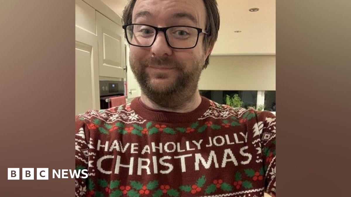 Christmas jumper man walks for men's mental health