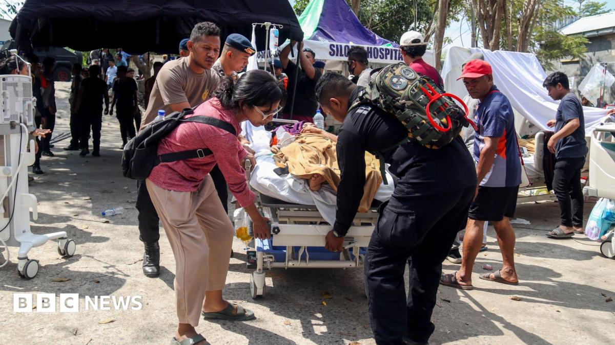 Rescuers search for survivors of powerful Indonesia earthquake