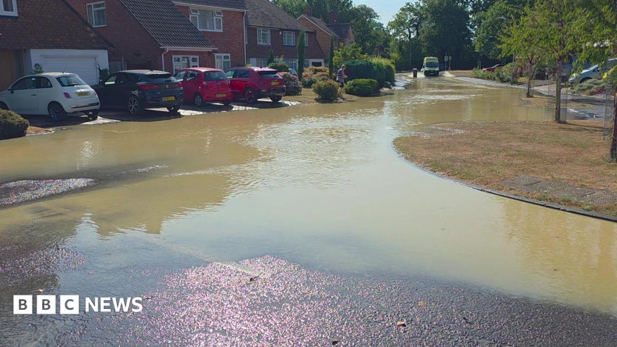 Thousands in Kent face water supply misery after pipe bursts