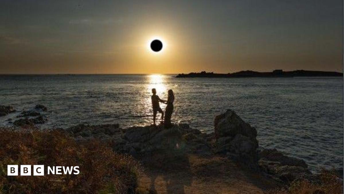 'We're over the Moon' after eclipse engagement in Guernsey
