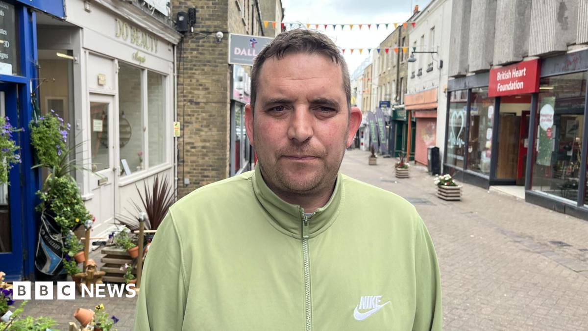 Margate residents urge council action on 'gone to pot' bins