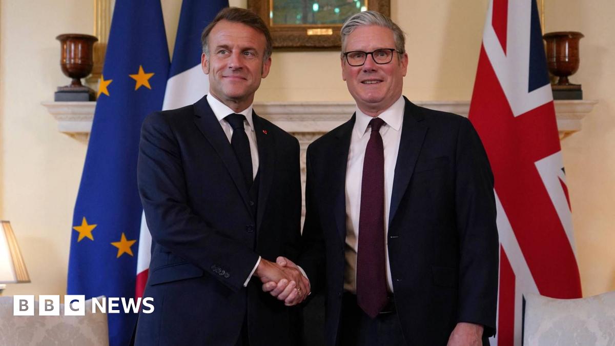 Starmer and Macron discuss 'one in, one out' deal to send some migrants back to France thumbnail
