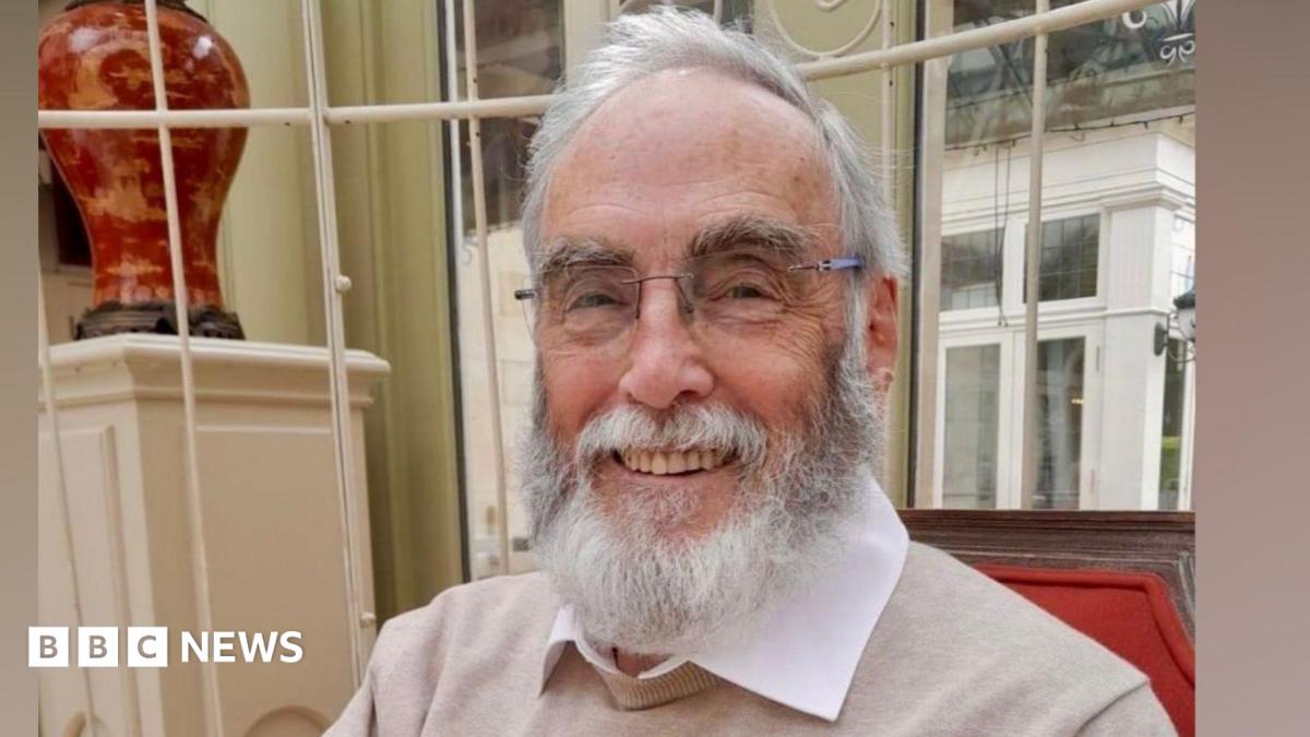 Tributes paid to former mayor of Rugby Philip Blundell