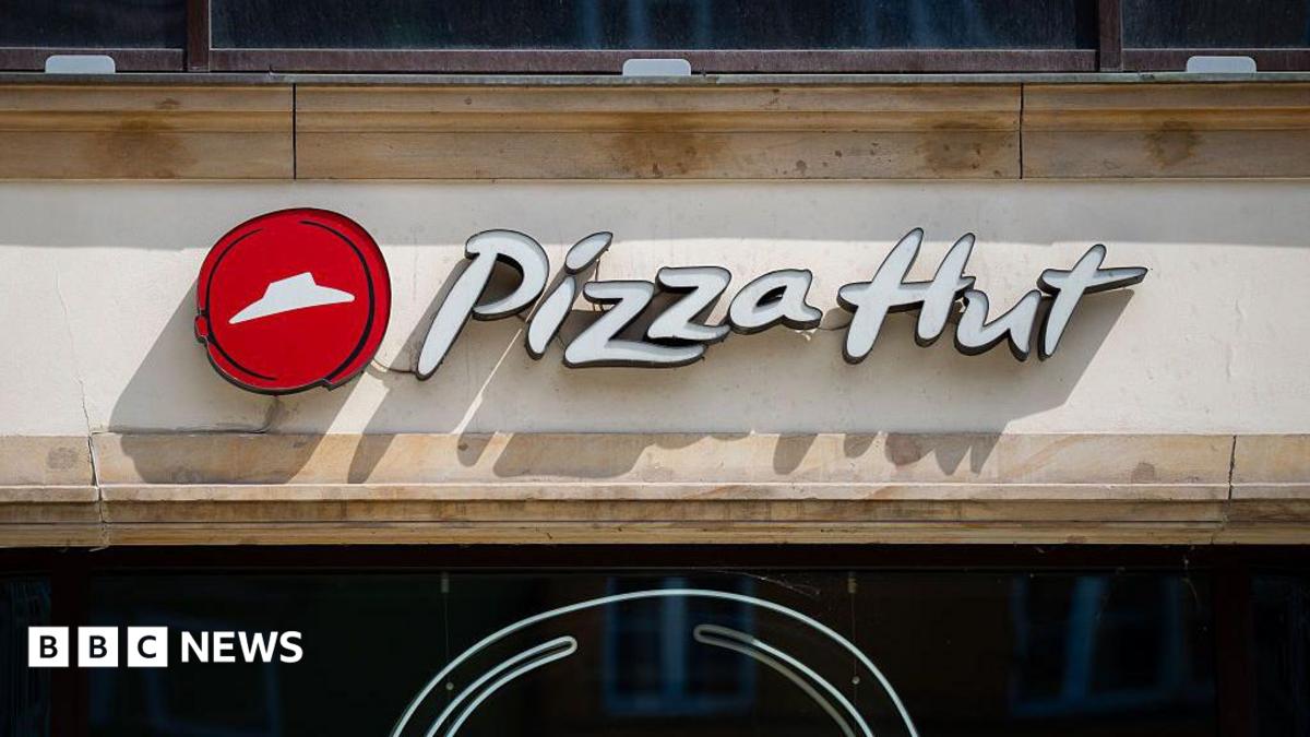 Pizza Hut to be sold by Yum! Brands for $2.7bn