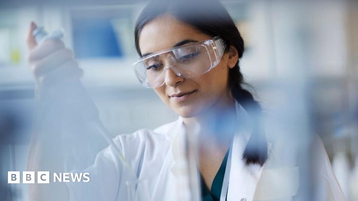 Top UK scientist says research visa restrictions endanger economy