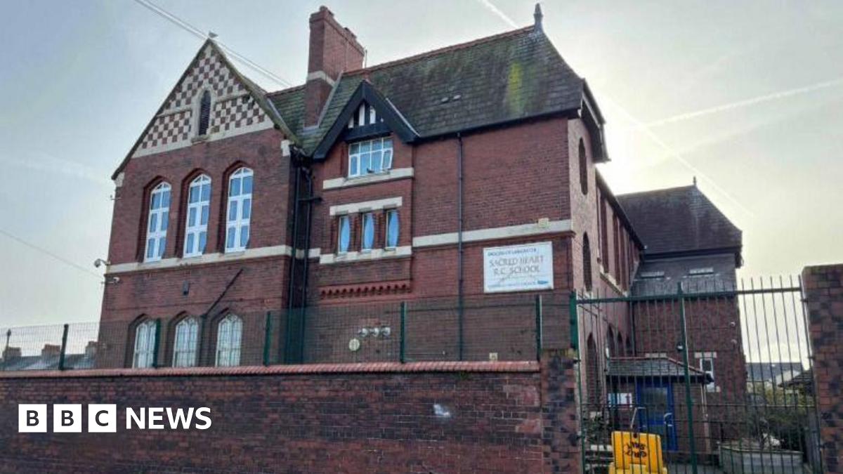 New building approved for Barrow school left without home - BBC News