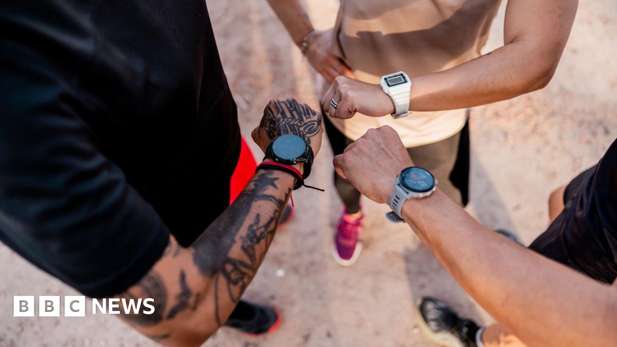 
                            Apple Watch, Samsung Galaxy Watch: Am I addicted to my smartwatch?
