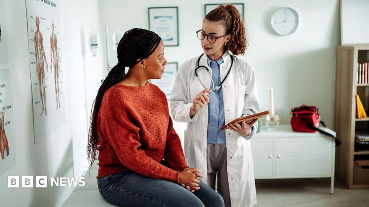 Women with PMOS should have yearly NHS checks, says health watchdog