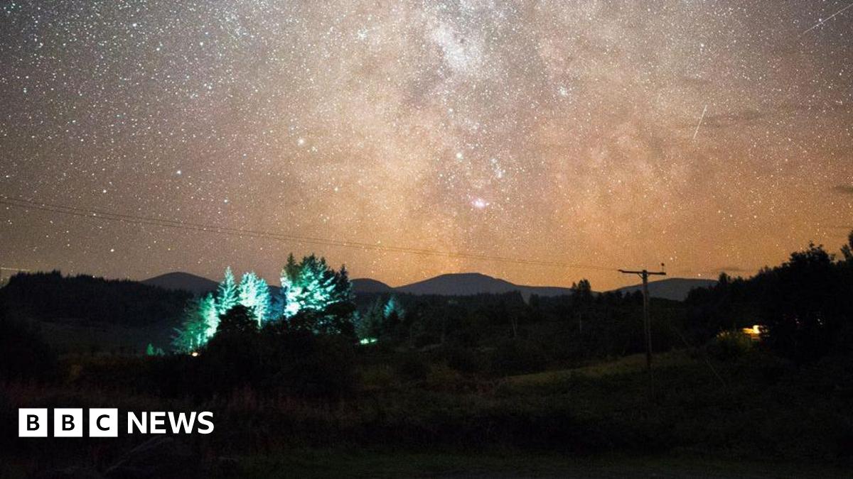 bbc.co.uk - Lairdmannoch Energy Park weather mast sparks fresh Dark Sky fears