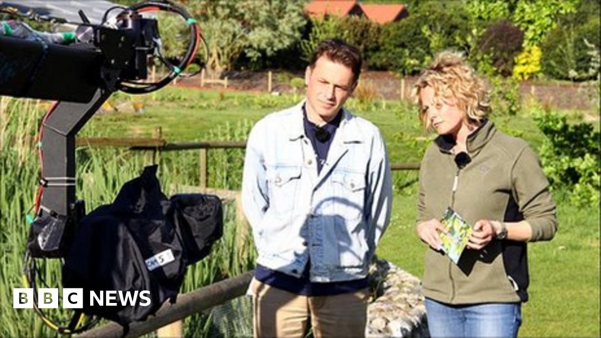 Springwatch wins Bafta Craft award for Norfolk TV shows - BBC News