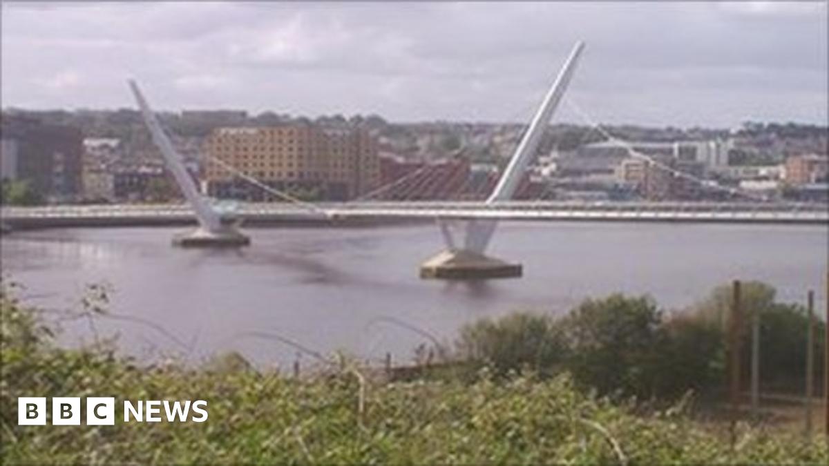 Man fined for 'SS RUC' chant during peace bridge visit - BBC News