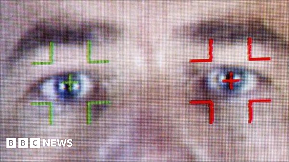 Online photos can reveal our private data say experts - BBC News