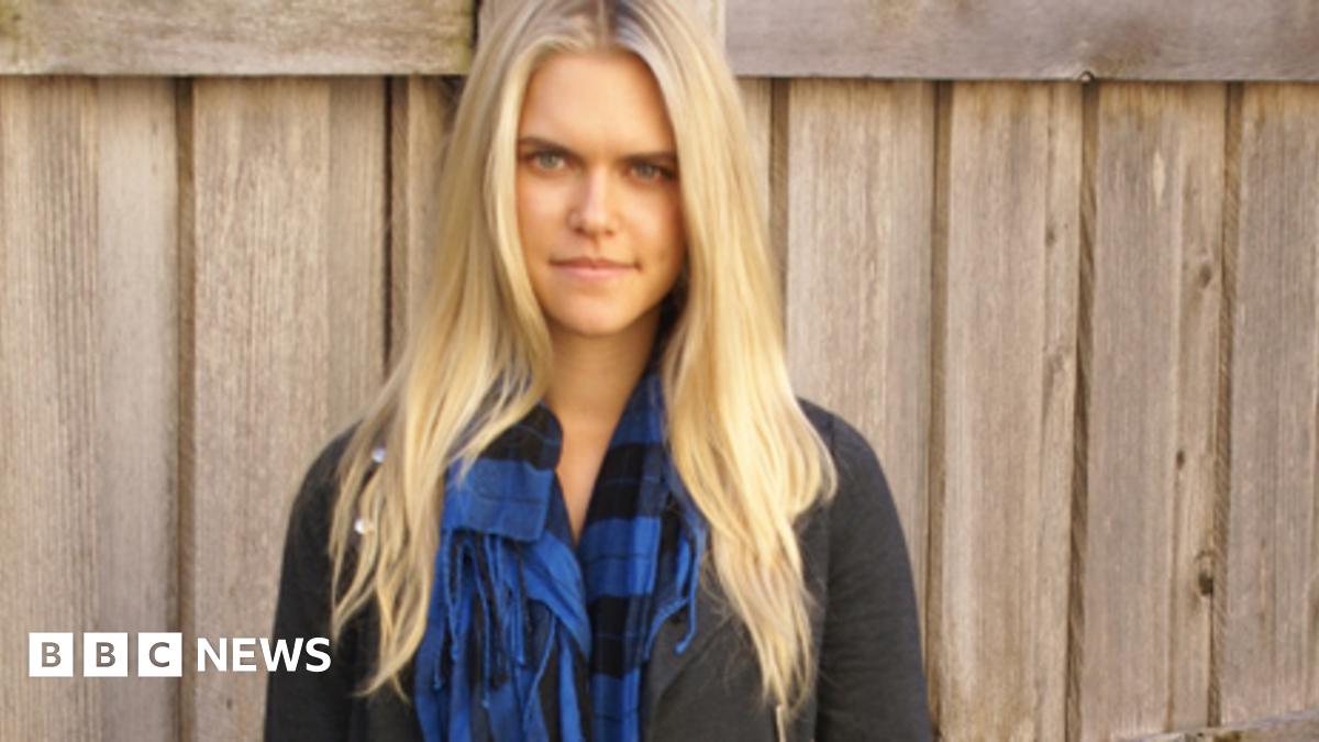 Gossip Girl stylist loses hand in propeller accident BBC News