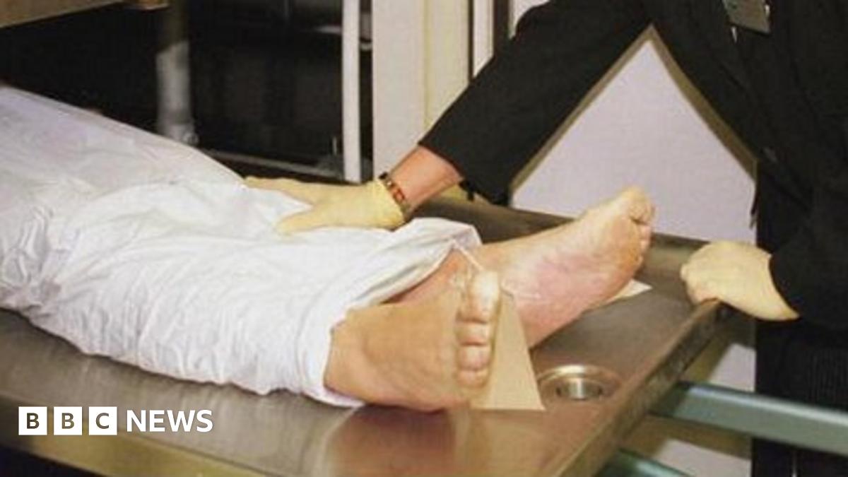 Human body parts repository opens at Nottingham City Hospital - BBC News