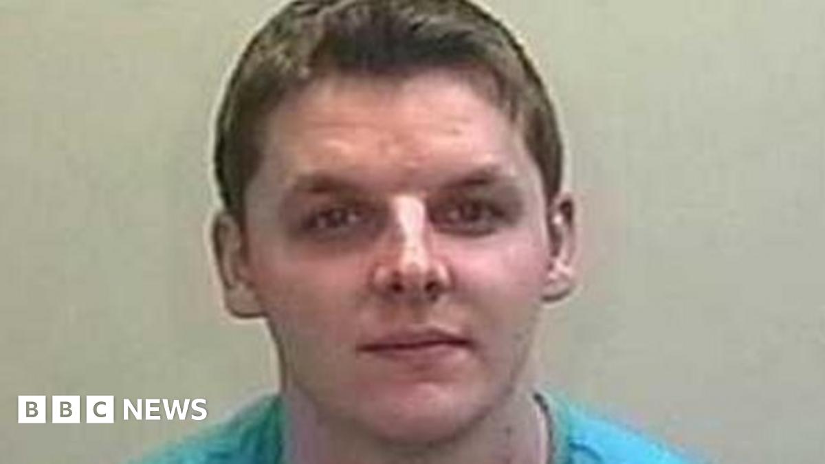 Bugün öğrendim ki: 2011 yılında nişanlısı...