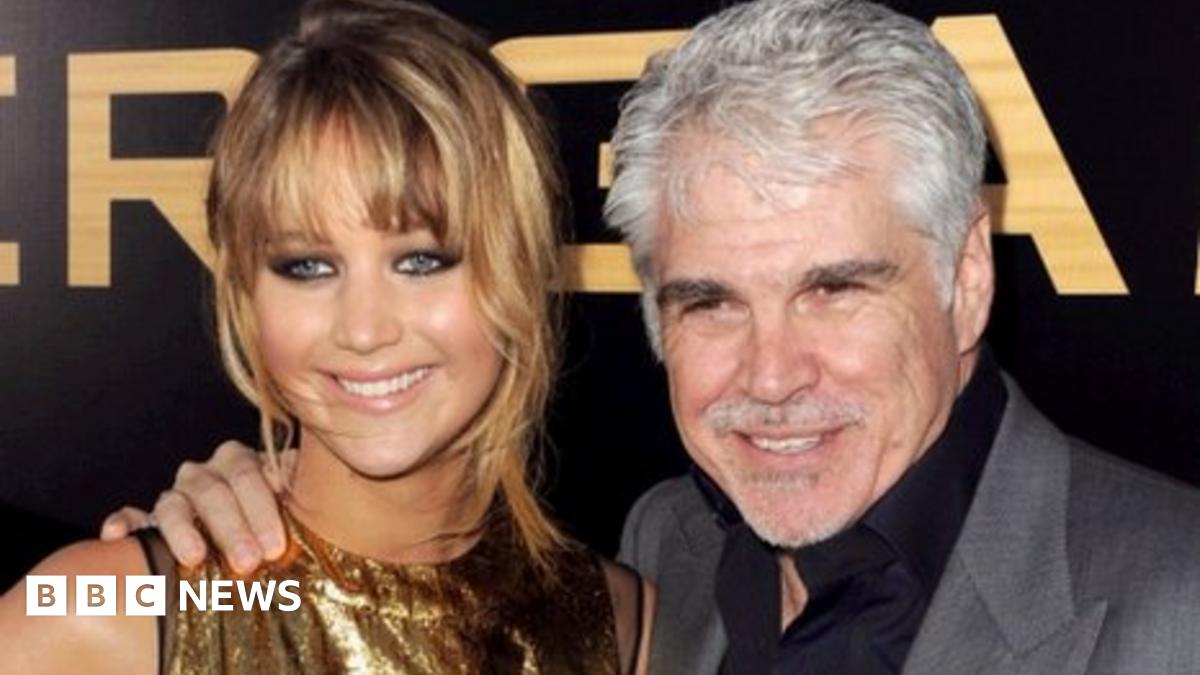 Hunger Games director Gary Ross stands down from sequel BBC News