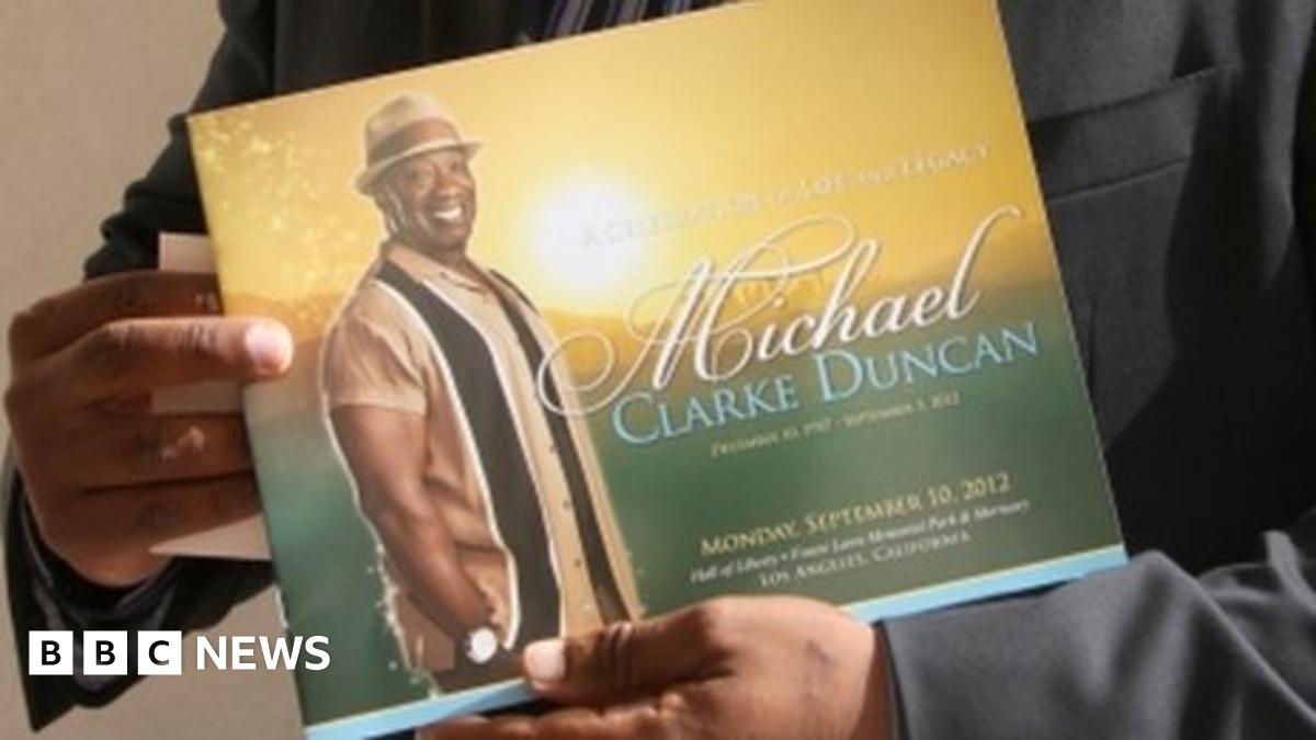 Tom Hanks attends Michael Clarke Duncan funeral - BBC News