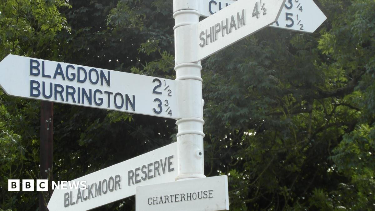 Traditional signposts to be restored in the Mendip Hills - BBC News