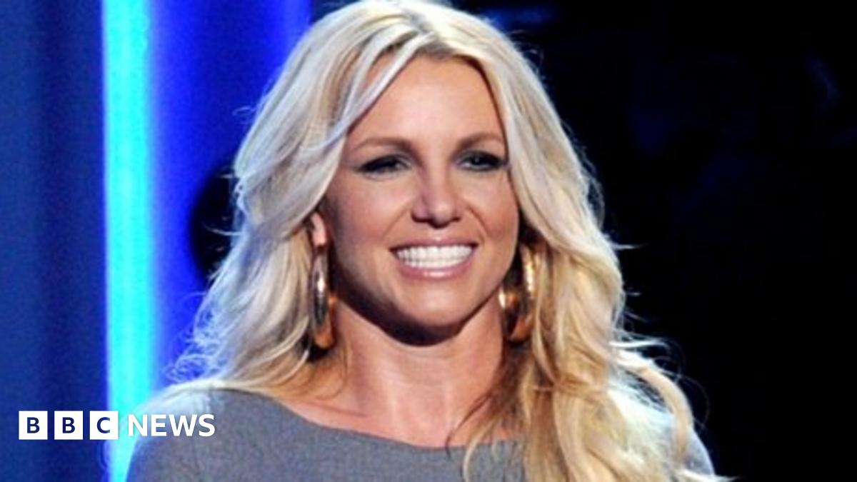 Britney Spears' former manager accuses her of drug use BBC News