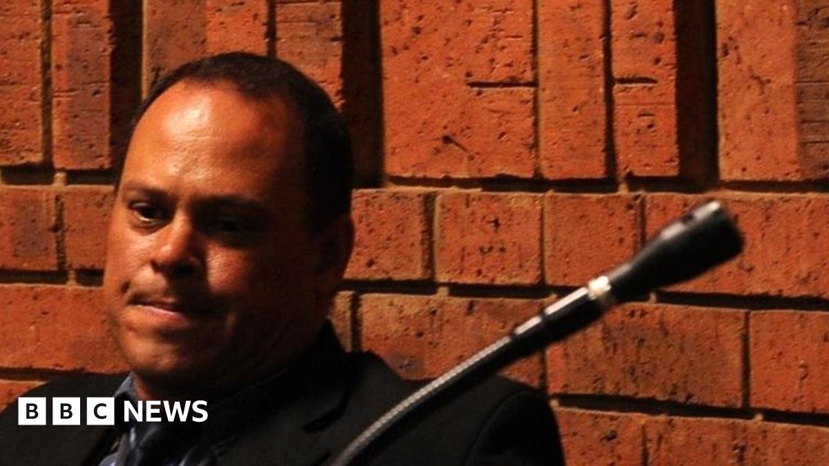 Oscar Pistorius detective on attempted murder charges BBC News