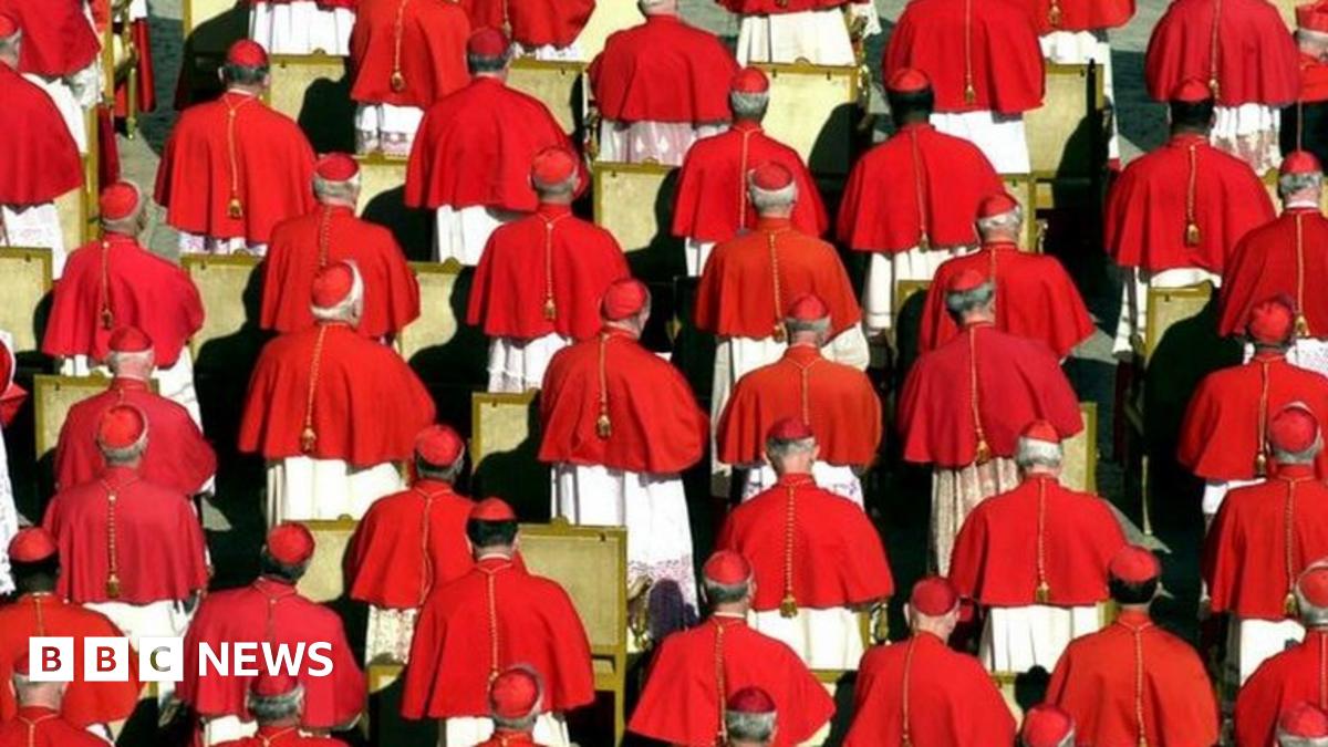 How many Roman Catholics are there in the world? - BBC News