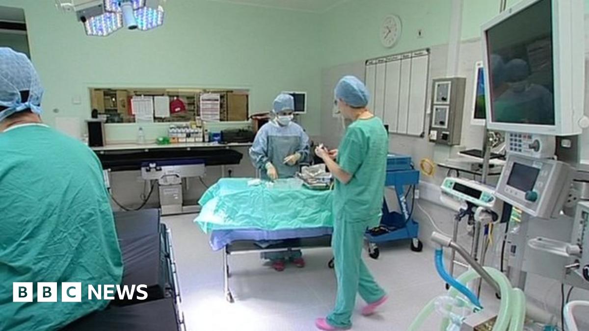 Queen's Medical Centre trauma unit 'saved more lives' - BBC News