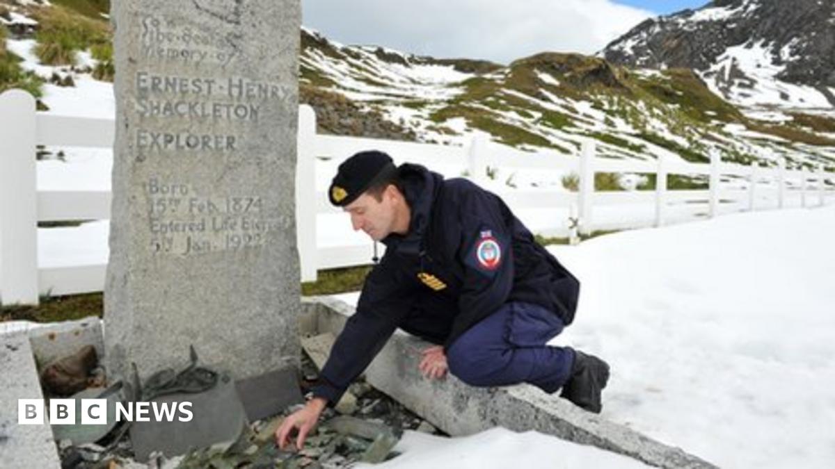Stone returned to Ernest Shackleton's grave after 75 years - BBC News
