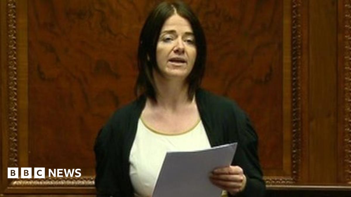 same-sex-marriage-motion-is-defeated-at-ni-assembly-bbc-news