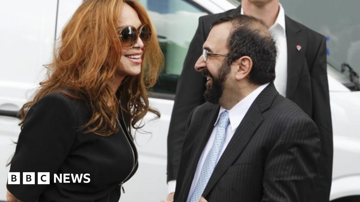 US bloggers banned from entering UK