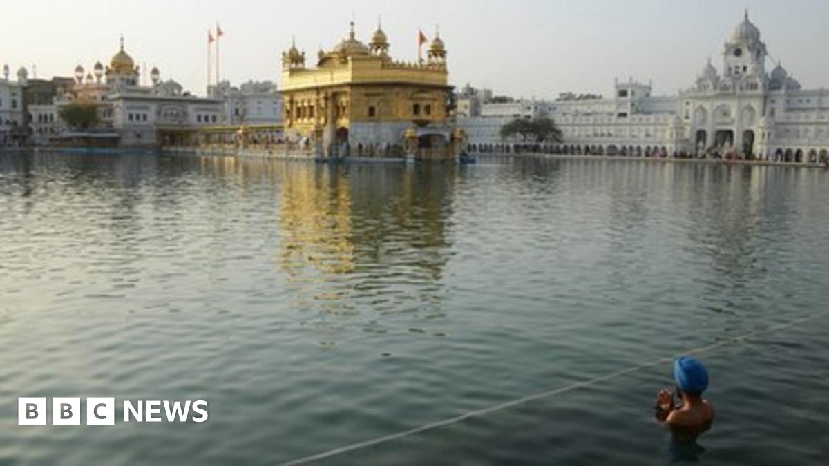 Why 1984 Golden Temple raid still rankles for Sikhs - BBC News