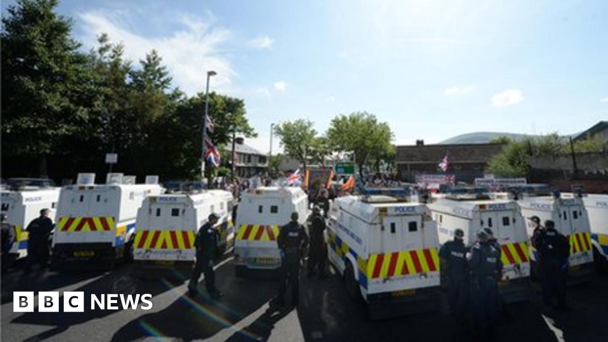 Protest and riot policing costs PSNI over £3m a month - BBC News